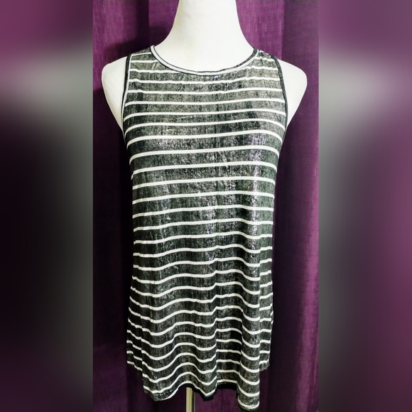 Guess Black & White silver metallic Tank Top high low style size S crew neck - Picture 1 of 9